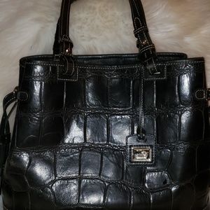 Dooney & Bourke